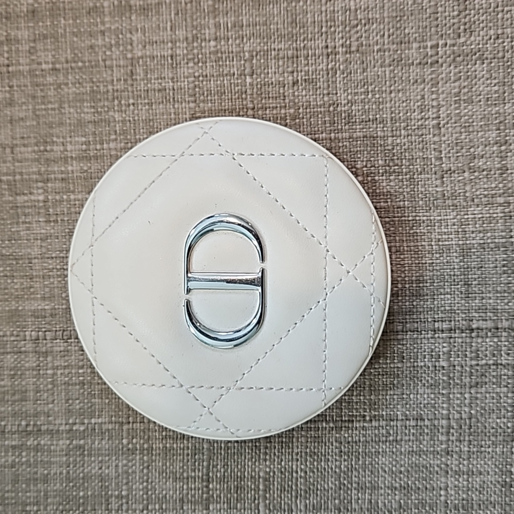 Dior bronzer (gently used)